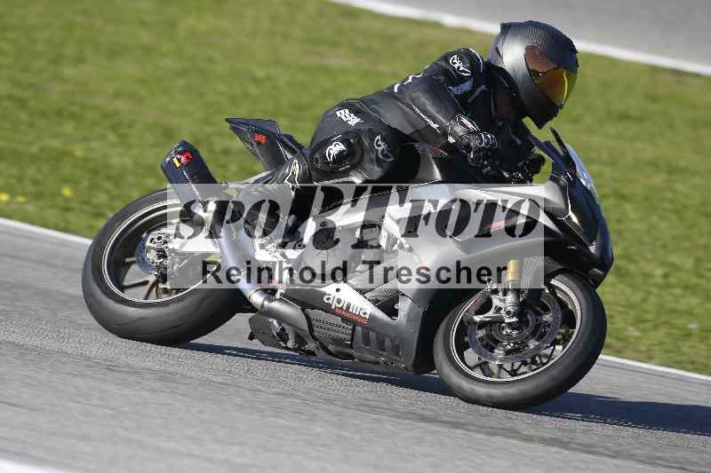 /Archiv-2025/02 28.-31.01.2025 Moto Center Thun Jerez/gruen-green/83